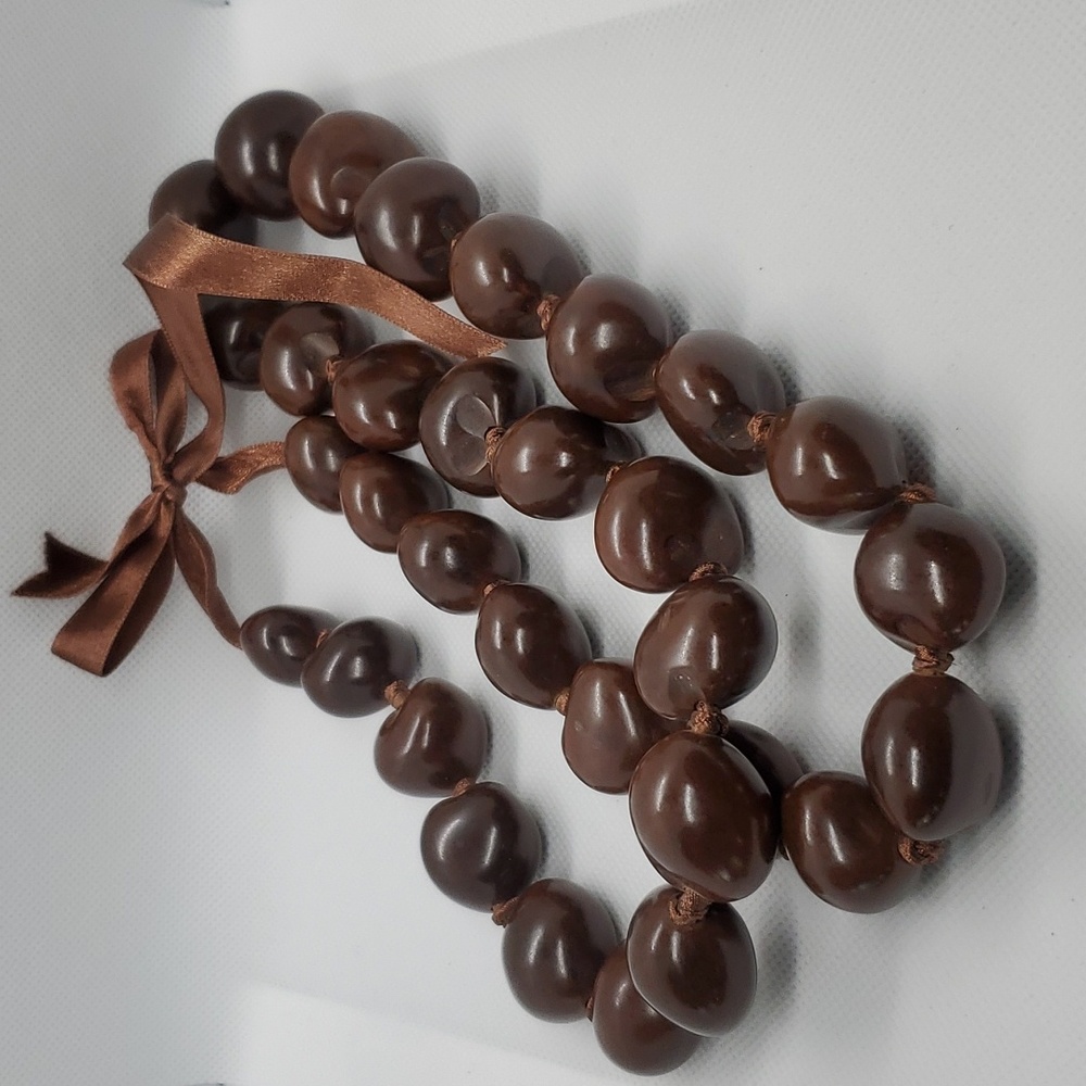 Hawaiian Kukiu Nut Brown Lei 33"